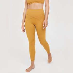 NWT Offline By Aerie Offline Goals 7/8 Legging